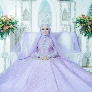 Dela Indriyani profile icon