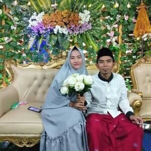 Listia Ningsih profile icon