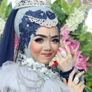 Safitri Febrianti profile icon