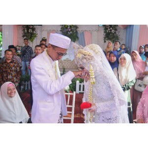 Irna Safria Dewi profile icon