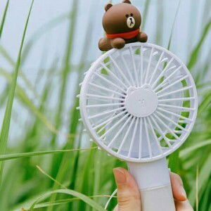 Dwi Santi Suryanti (Wiwi) profile icon