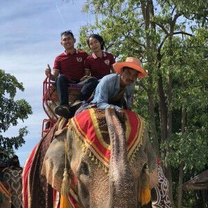 สิบ มีนาคม ชอบกินนมรสหวาน profile icon