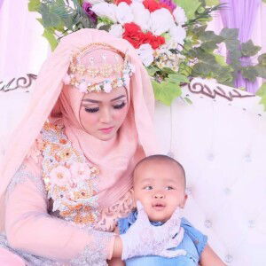 Devi Febriana profile icon