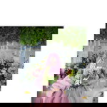 Yeni Nofita profile icon