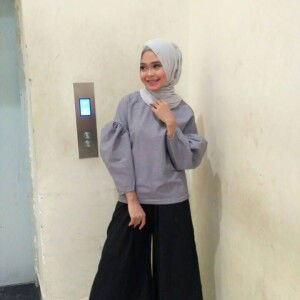 Annisah Dina Muthi'ah profile icon