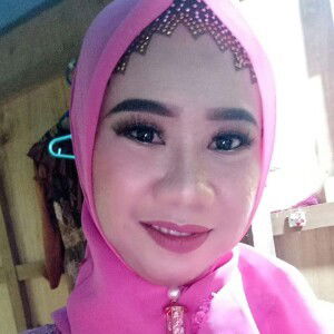 Yuni Yuslinar profile icon