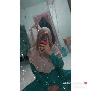 Khairunnisa Febrianti profile icon