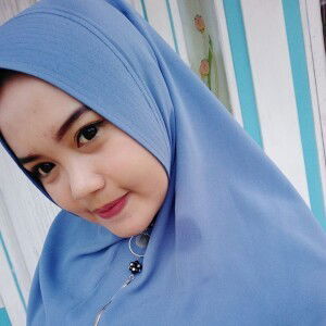 Nur Yhana profile icon