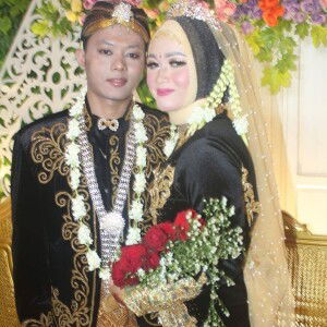 Lintang Riyanti profile icon