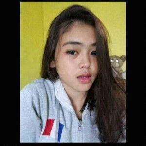 Intan Suryadiana profile icon