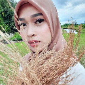 Fenni Fitranika profile icon