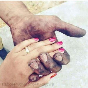 Ayu Asmarita profile icon