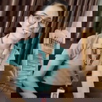 ผู้หญิง ดินดิน profile icon