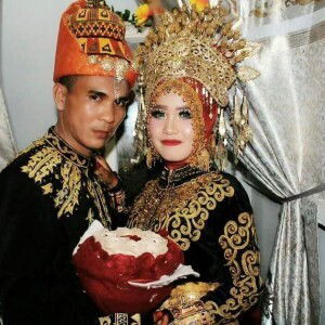 Leni Marlinazk profile icon