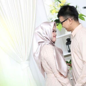 Lili Yulia profile icon