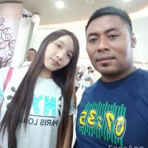 Mom'z Venda Raditya profile icon