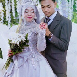 Irma Manzila profile icon