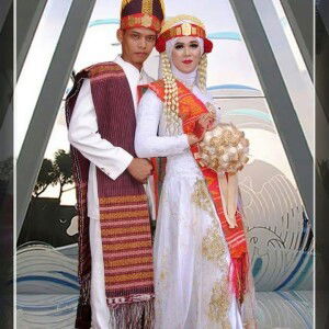 Halimah Tusaqdiah profile icon