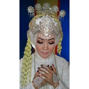 Anisa Yuliana profile icon