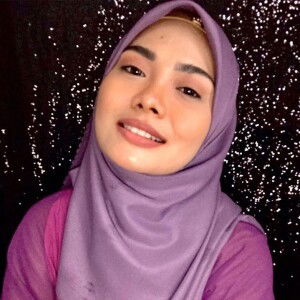 Amira Izzatie Qadeer profile icon