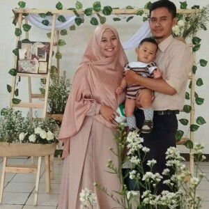 Riska Indri Ani profile icon