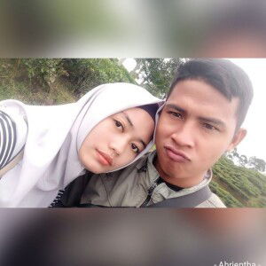 Mimin Eahrienthea ZakkiZieka profile icon