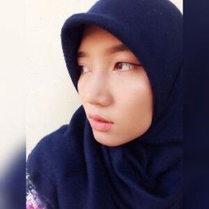 ari suryani profile icon