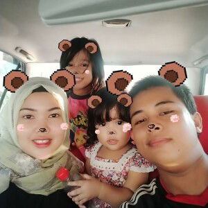 Fara blinks profile icon