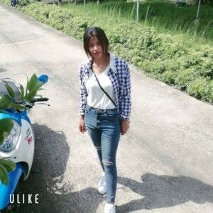 Aom Sunisa profile icon