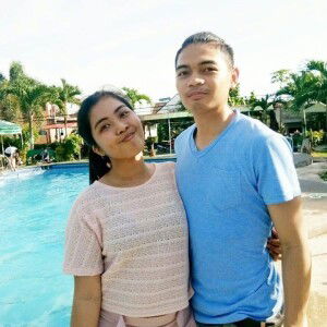 Vine Flores profile icon