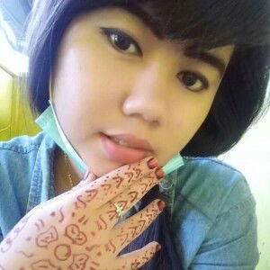 Reny Putri profile icon