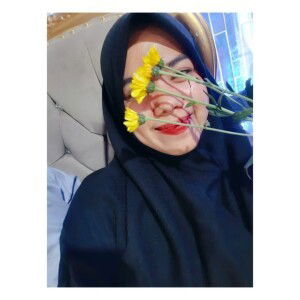 Lheeyanah Zhafran profile icon