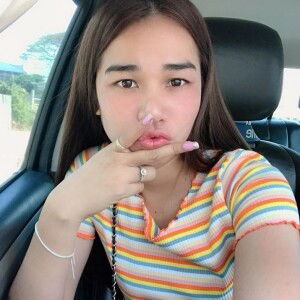 สาวน้อย ร้อยล้าน profile icon