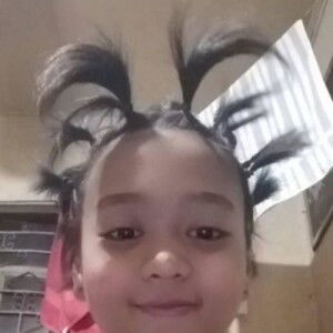 Pia Rose Santos profile icon