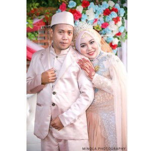 Febriani Lola Savitri profile icon