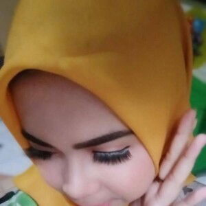 Ari Yanti profile icon