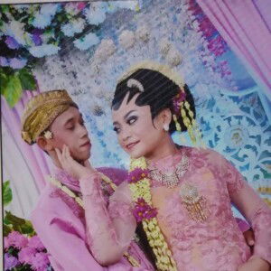 Dwi setya wati profile icon