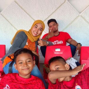 Fifi Riana profile icon