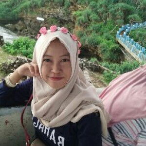 dewi khumaeroh profile icon
