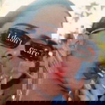 พลอย 'ชยา profile icon