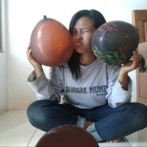 hartini novita Sari profile icon