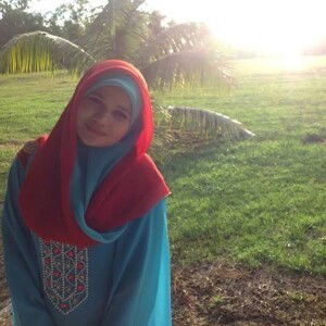 Dayang Ku HarYani profile icon