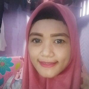 Lia Trisnawati profile icon