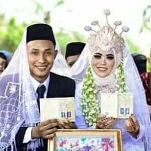 Indah Shayang profile icon