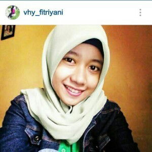 Vhy Fitri profile icon