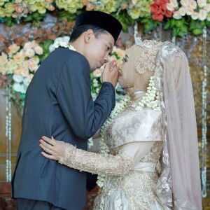 Titin Murniasih profile icon