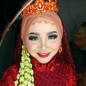 Nilam CahYa profile icon