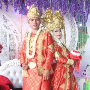 Desmiyanti Deeka profile icon