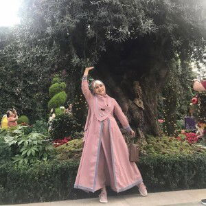 Fitri Azha Novela profile icon