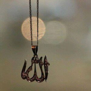 Indri Melow profile icon